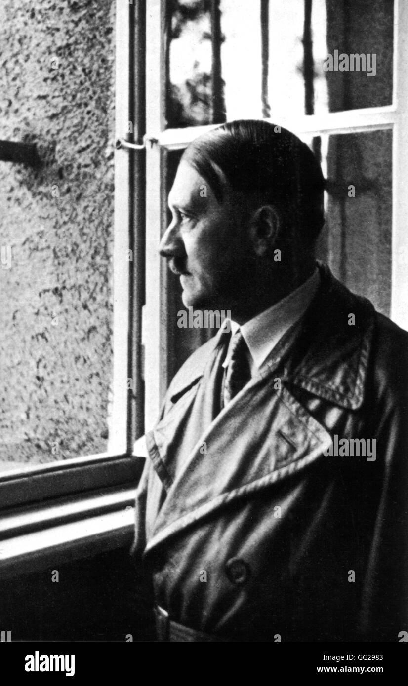 Hitler visitant son ancienne prison de Landsberg 1934 Allemagne Banque D'Images