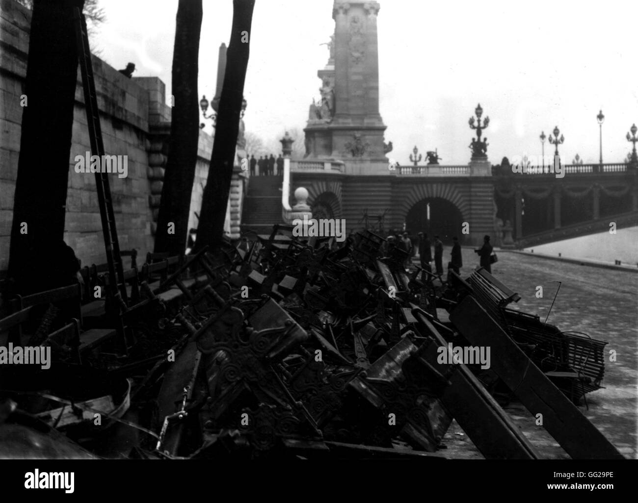 Après les émeutes de 1934 Dommages à Paris France Février 1934 Banque D'Images