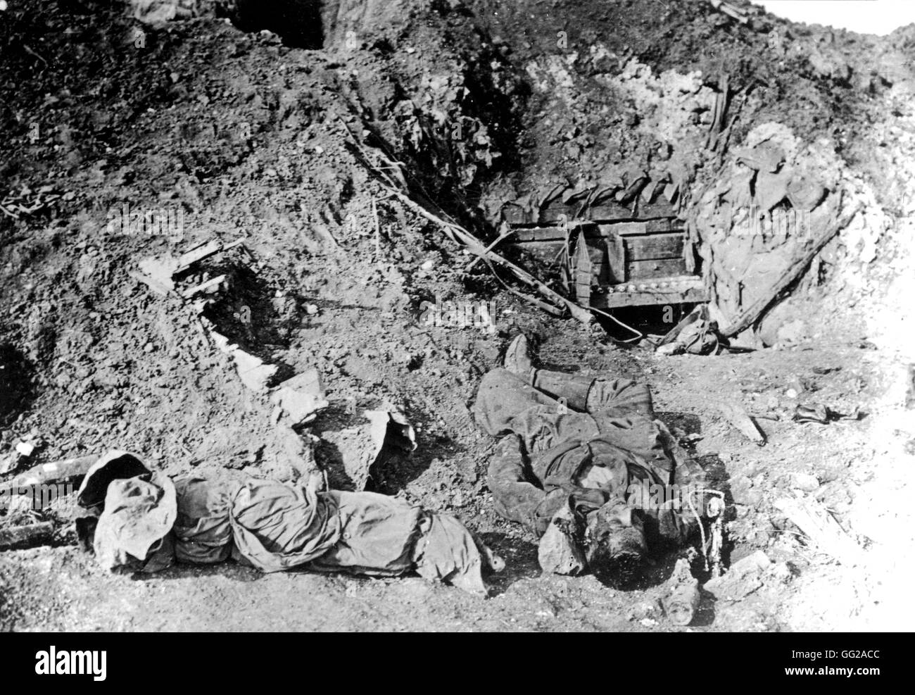 Téléphone allemand station au Bois-Louage : l'opérateur a tué 1916 World War I - France Banque D'Images