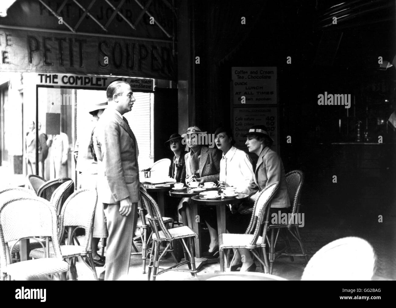 Modèles de la maison haute couture Molyneux en grève depuis l'accession au pouvoir du Front populaire en France. 1936 Banque D'Images