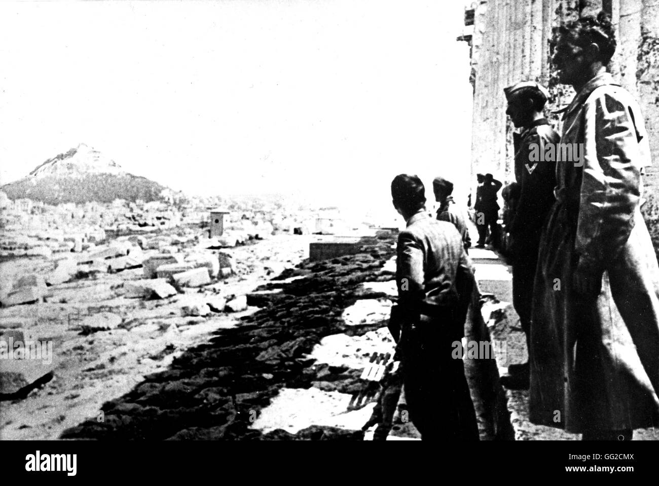 Les premiers soldats allemands sur l'Acropole à Athènes . Mai 1941 ; Grèce, Seconde Guerre mondiale Banque D'Images