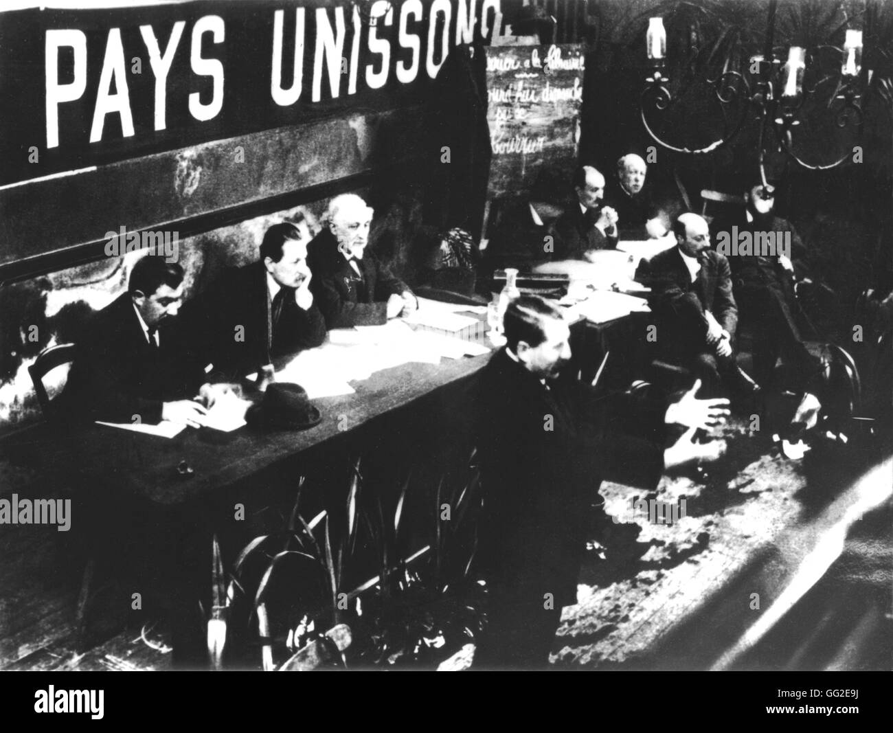 Le congrès du parti socialiste à Tours (au cours de laquelle le Parti communiste français a été créé). Le discours de Marcel Cachin (pour la création d'un parti communiste) France 27 Décembre, 1920 Banque D'Images