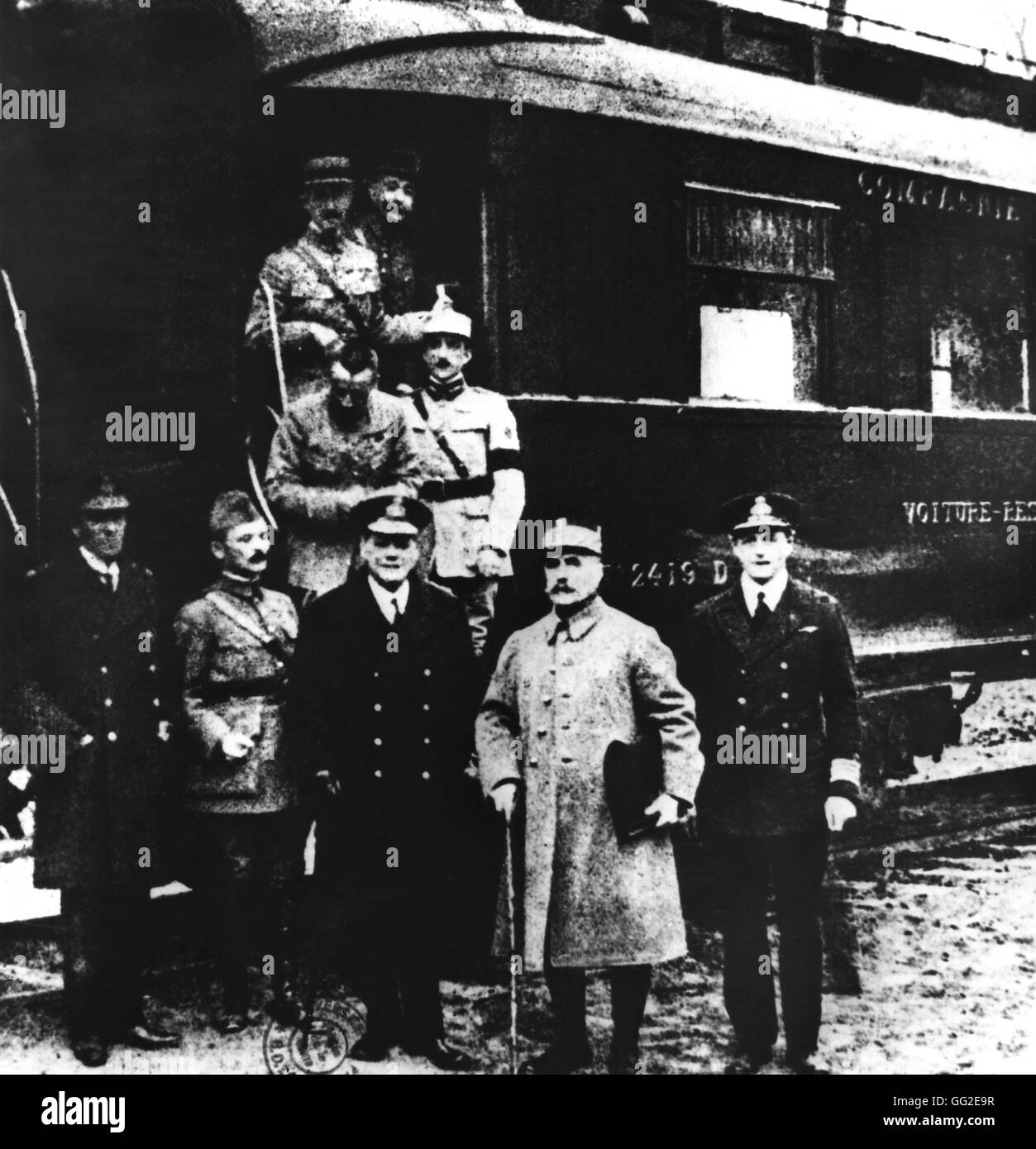 Rethondes : Wagon où l'armistice fut signé le 11 novembre 1918, le maréchal Foch prêt à aller avec la copie principale de la convention d'armistice de la Première Guerre mondiale, France Banque D'Images