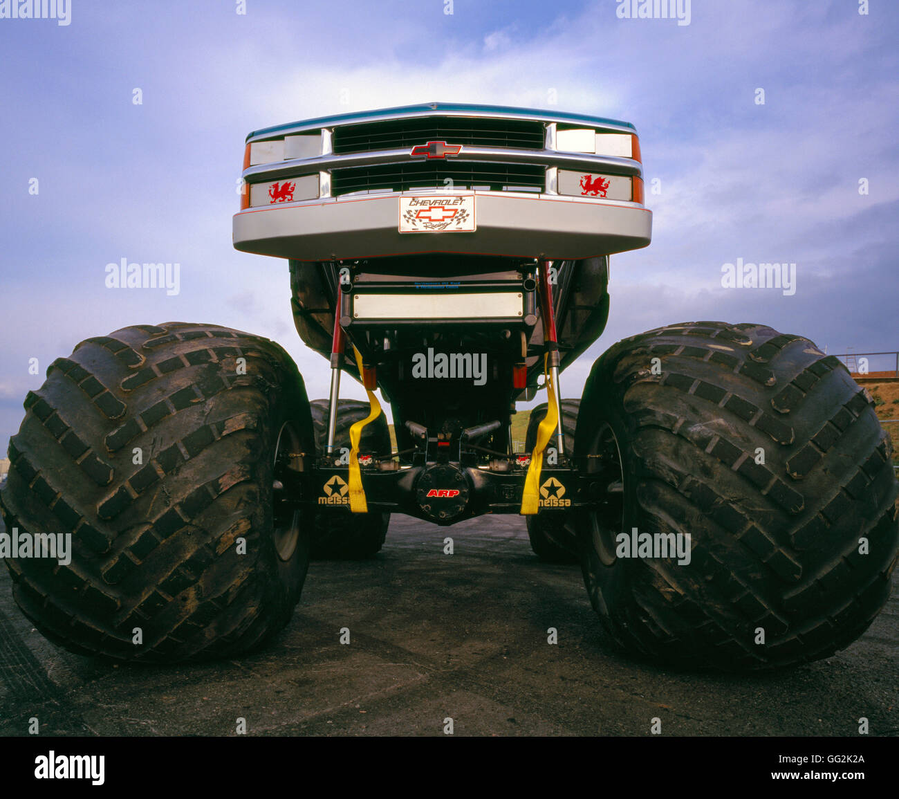 Vue frontale d'un monster truck. Banque D'Images