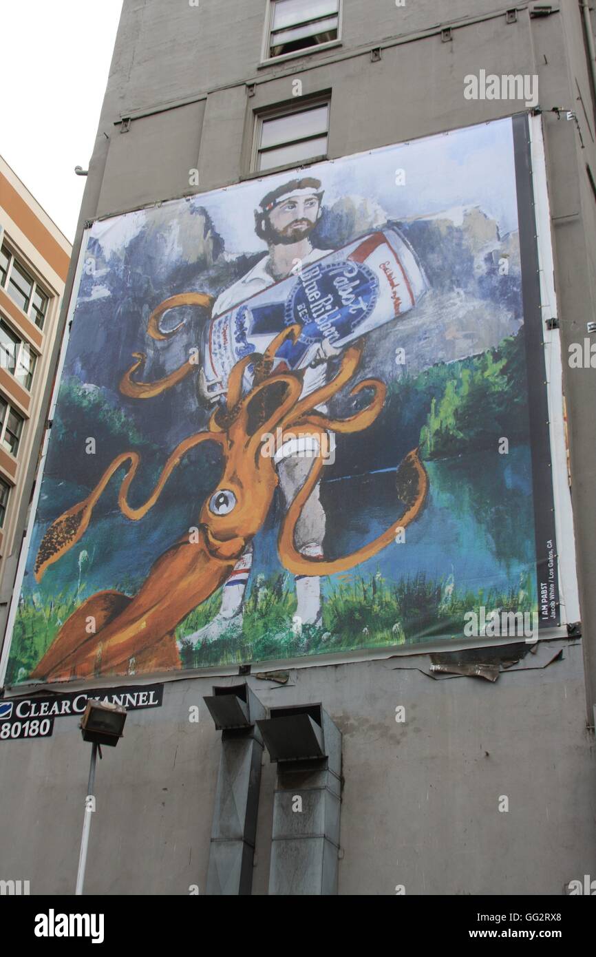Je suis Pabst et je lutte un calmar géant. Fresque à Portland, Oregon, USA Banque D'Images