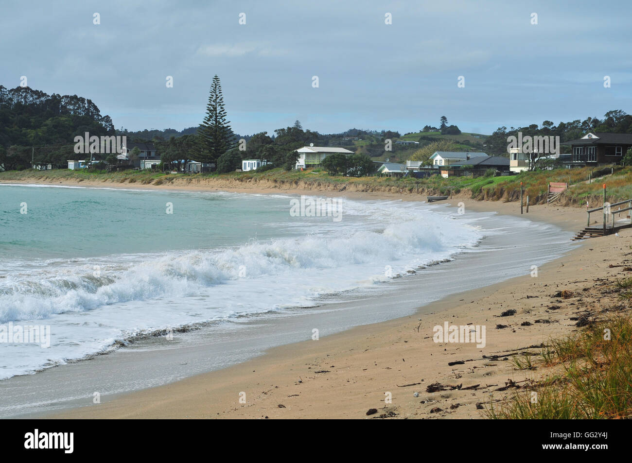 NZ coast beach ocean village balnéaire Banque D'Images