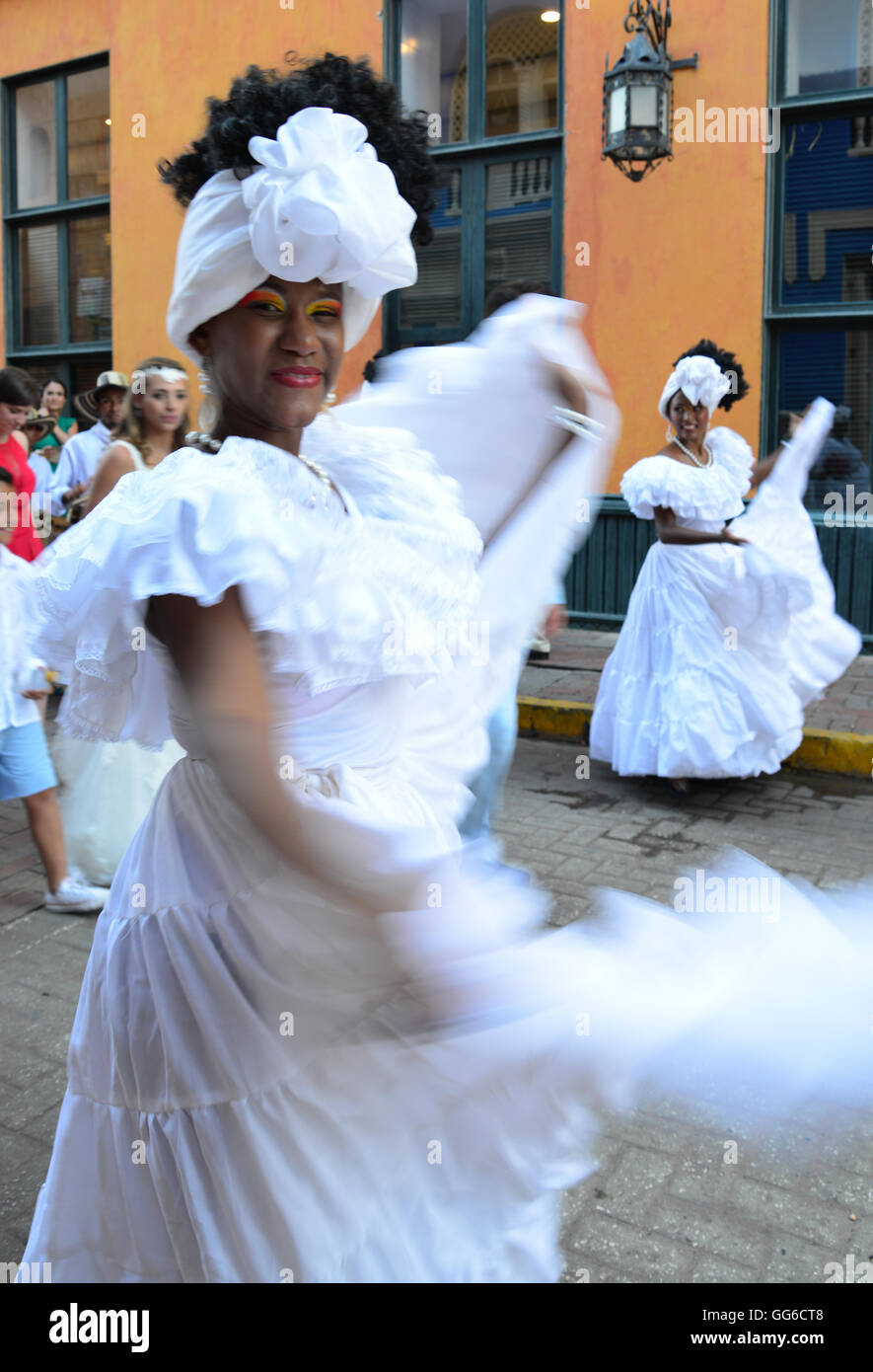 La Colombie, Cartagena, Centro, danseurs de rue Banque D'Images