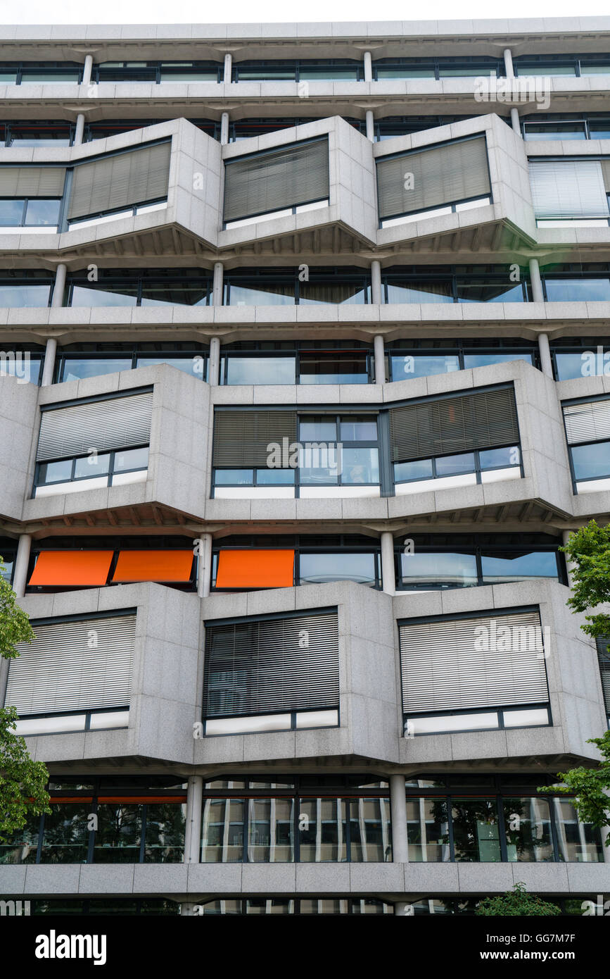 Façade du bâtiment du Département d'architecture à l'Université Technique de Berlin, Allemagne Banque D'Images