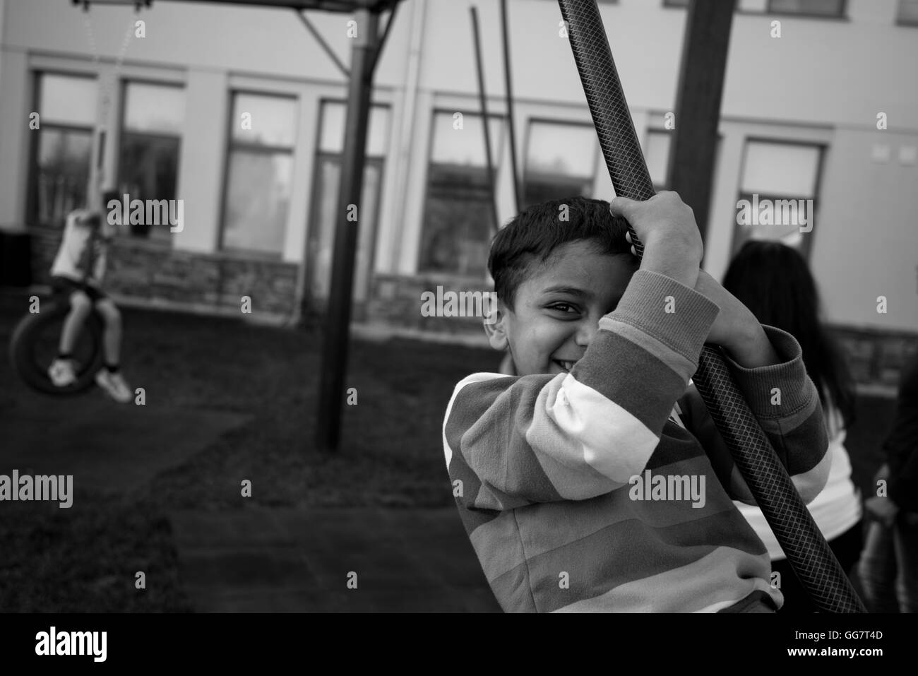 Initiative commune pour les enfants réfugiés du service réfugiés-migrants de la Croix-Rouge bulgare et l'école anglo-américaine. Banque D'Images