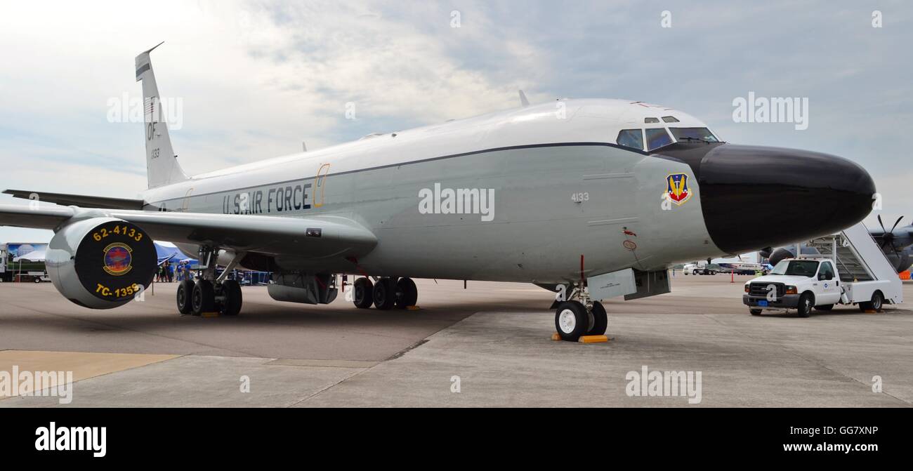 Un U.S. Air Force RC-135 jet, conçu pour la surveillance et la reconnaissance. Banque D'Images