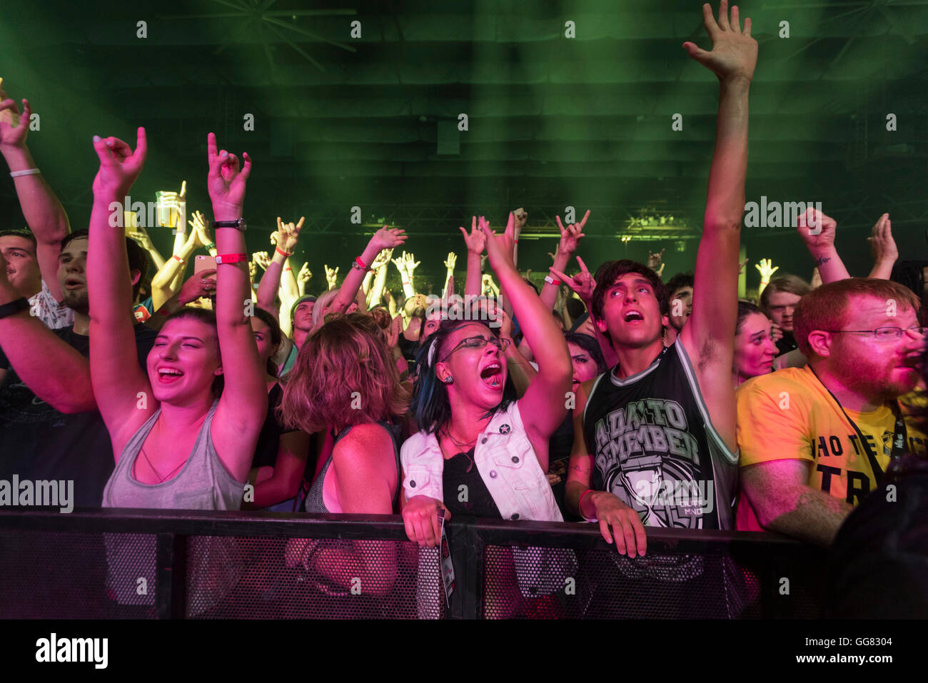 Blink-182 fans Regardez comme ils font à Gexa Energy Pavilion Vendredi, 29 juillet 2016. Banque D'Images Blink-182 fans Regardez comme ils font à Gexa Energy Pavilion Vendredi, 29 juillet 2016. Banque D'Images