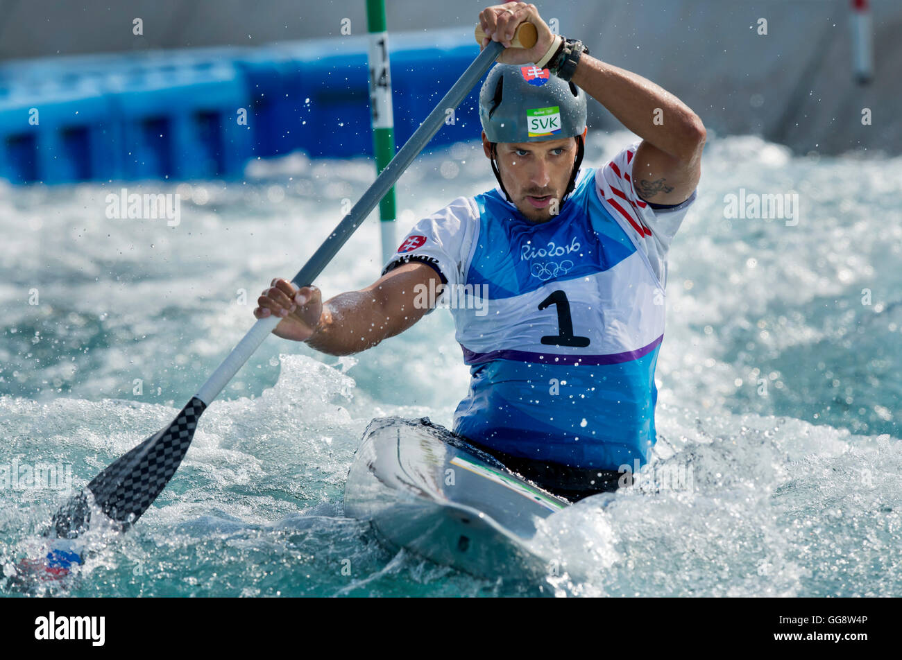 Rio de Janeiro, Brésil. 09Th Aug 2016. Matej Benus Slovaquie de compétition dans le slalom en canoë seul, C1 hommes au cours de la finale des Jeux Olympiques de 2016 à Rio de Janeiro, Brésil, 9 août 2016. Photo : CTK Vit Simanek/Photo/Alamy Live News Banque D'Images