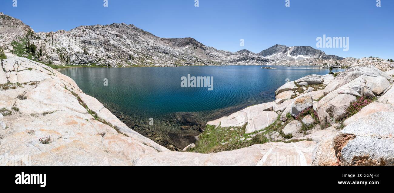 L'enfer pour assurer Lake, Sierra National Forest, Californie, États-Unis d'Amérique, Amérique du Nord Banque D'Images
