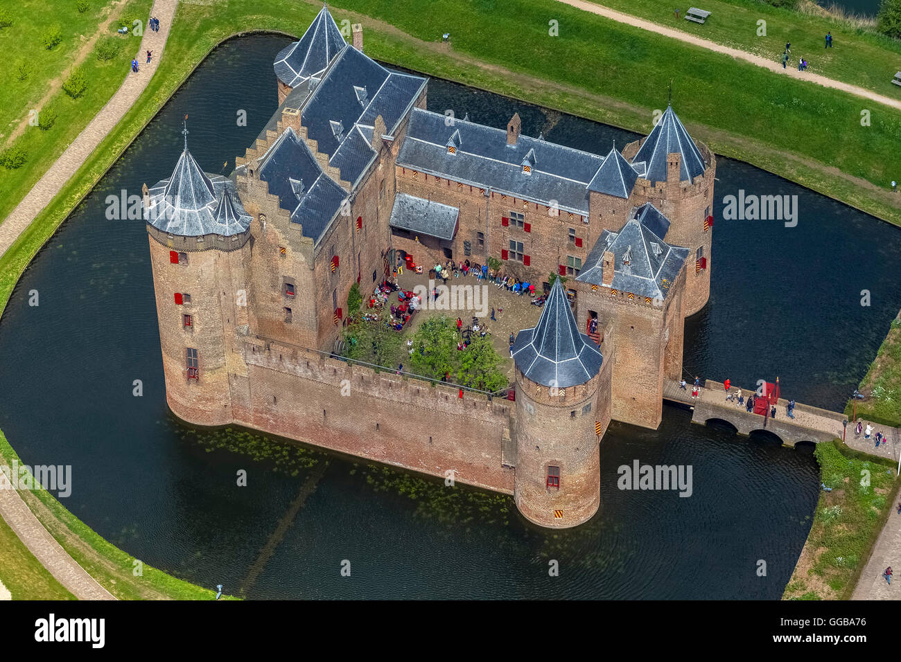 Photo Aerienne Muiderslot Chateau Waterschloss Muider Et Musee Lemmer Hollande Du Nord Pays Bas Europe Vue Aerienne Photo Stock Alamy Photo Aerienne Muiderslot Chateau Waterschloss Muider Et Musee Lemmer Hollande Du Nord Pays Bas Europe Vue Aerienne Photo Stock Alamy