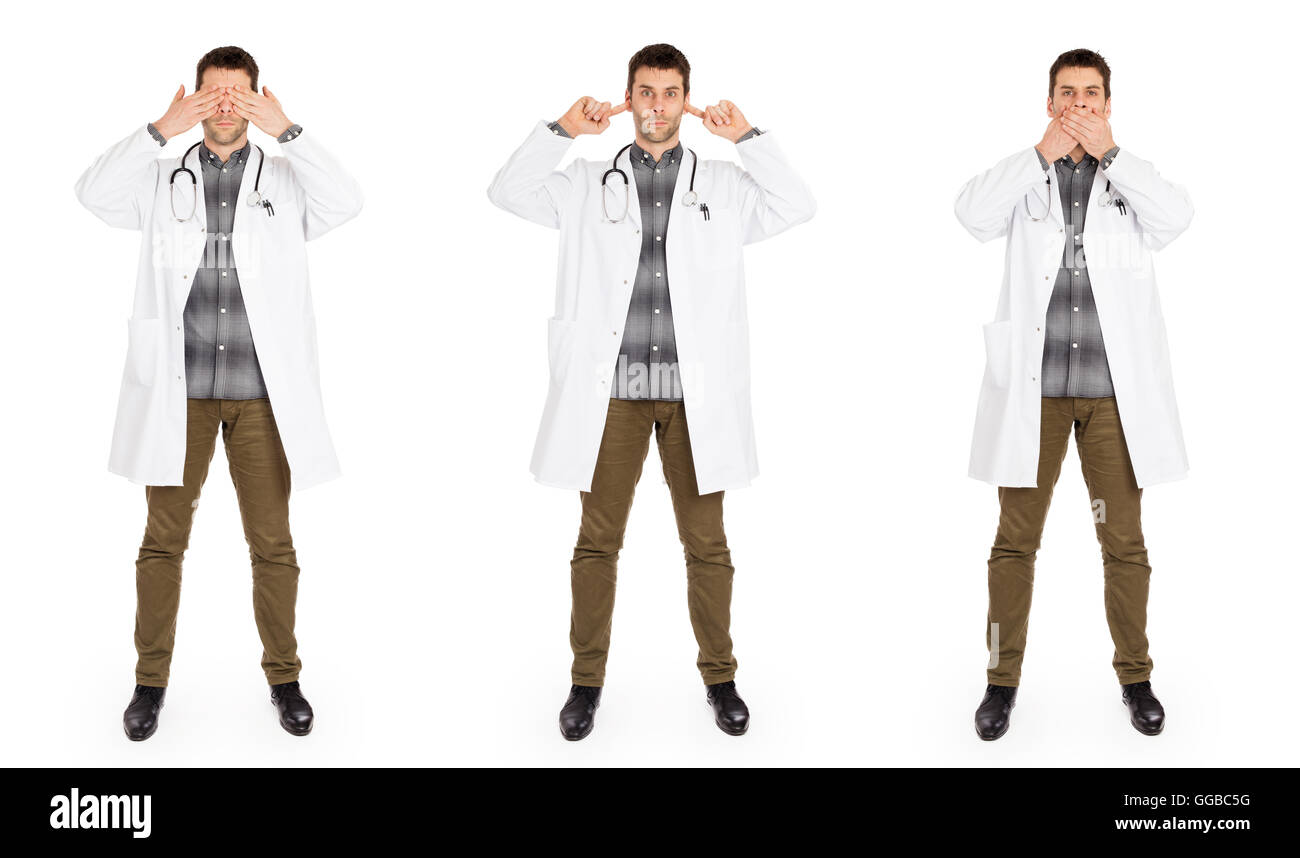 Médecin isolé sur blanc - voit, entend et parle pas mal - Concept pour ne pas faire des vagues dans les cercles médicaux Banque D'Images
