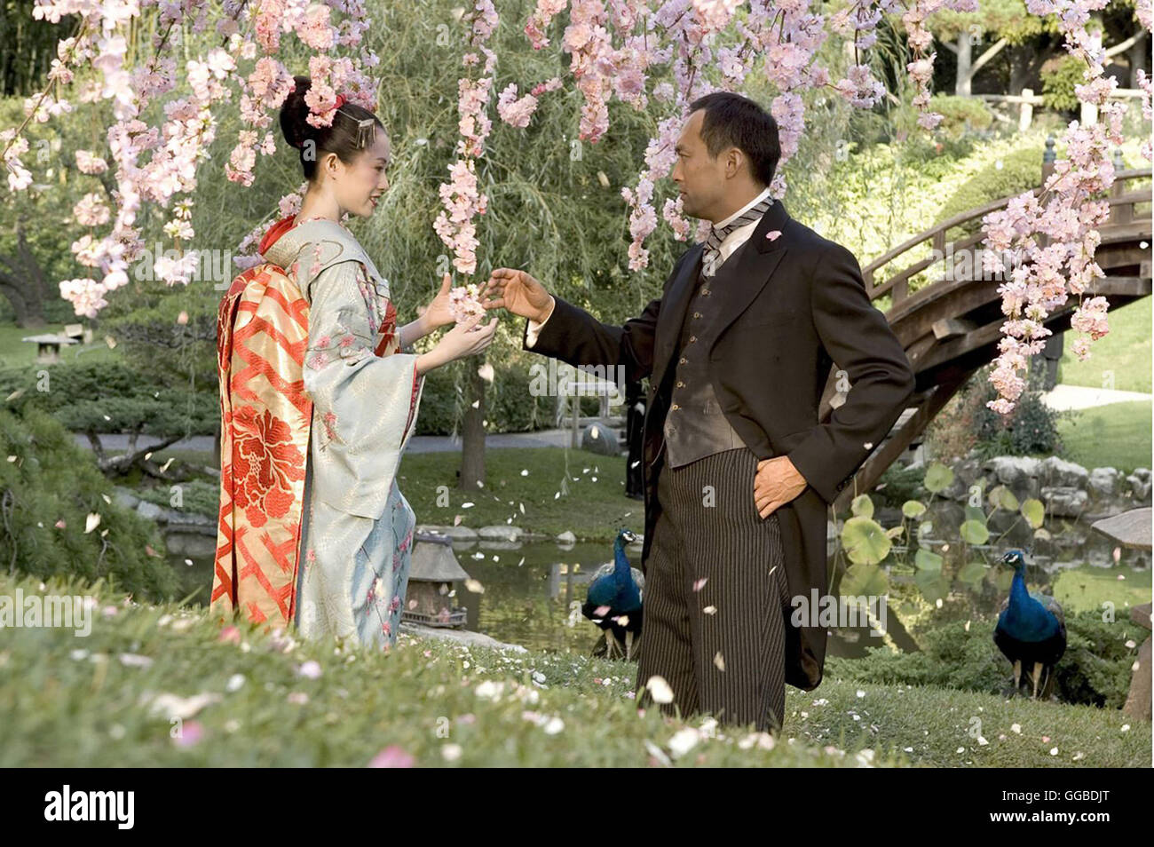 DIE GEISHA Memoirs of a Geisha USA 2005 Rob Marshall Ziyi Zhang et Ken Watanabe Regie : Rob Marshall aka. Mémoires d'une geisha Banque D'Images