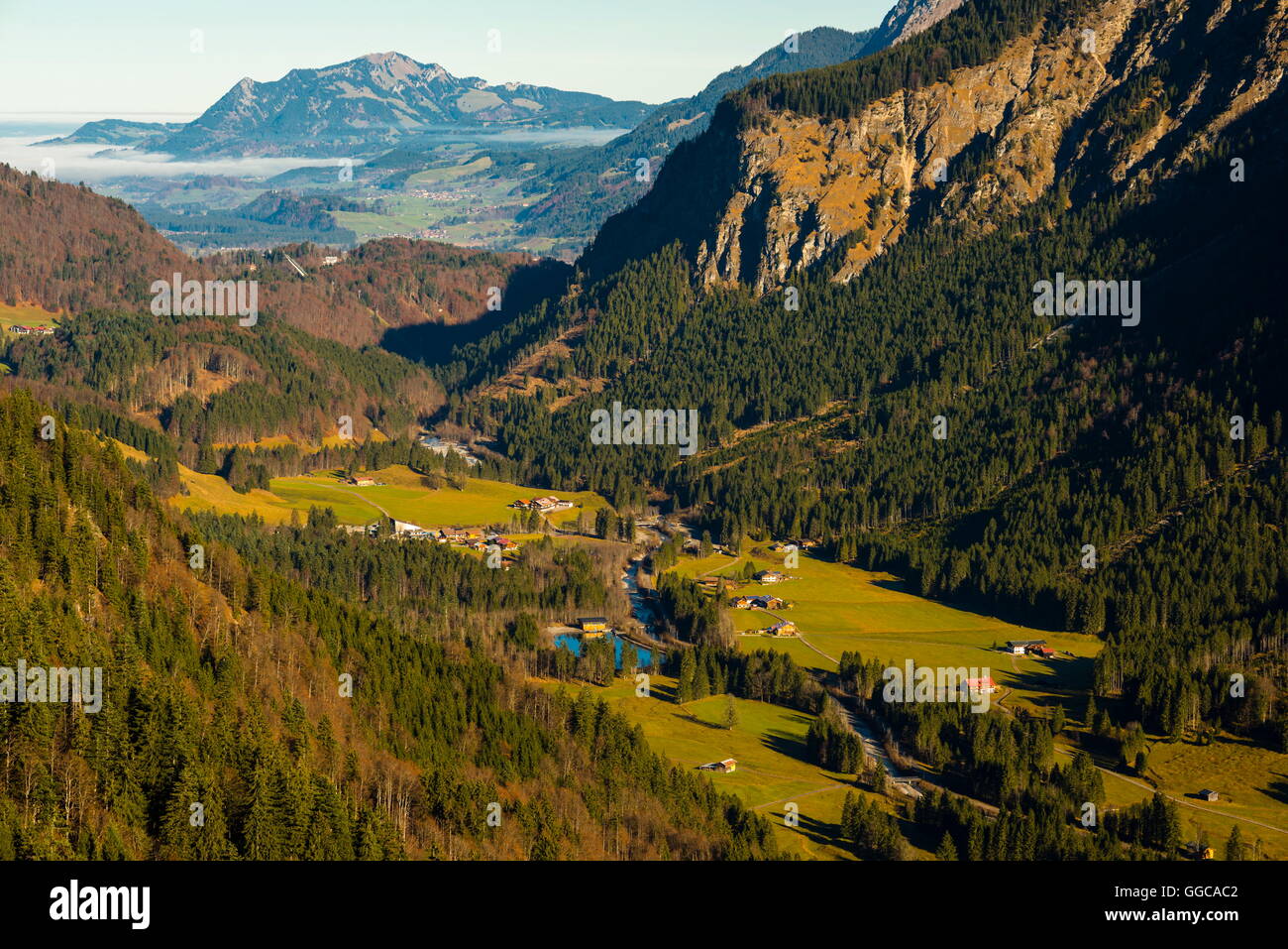 Géographie / voyage, Allemagne, Bavière, Stillach Valley près de Oberstdorf, avec le Grünten derrière, Additional-Rights Clearance-Info-Not-Available- Banque D'Images