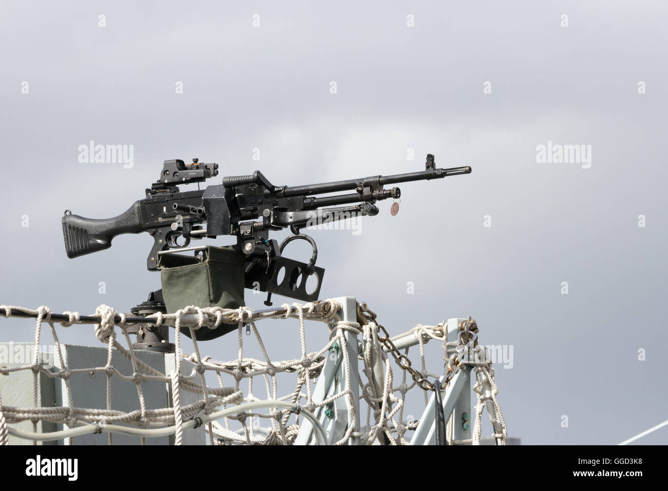 Machine gun sur un navire Banque D'Images