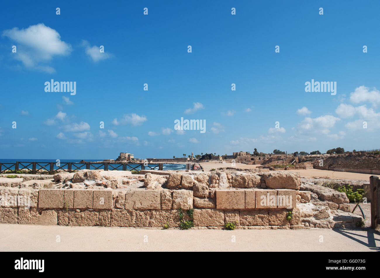 Israël, Moyen-Orient : le parc national de Césarée, accueil à l'époque hellénistique, romaine et byzantine découvertes archéologiques de la ville construite par Hérode Banque D'Images