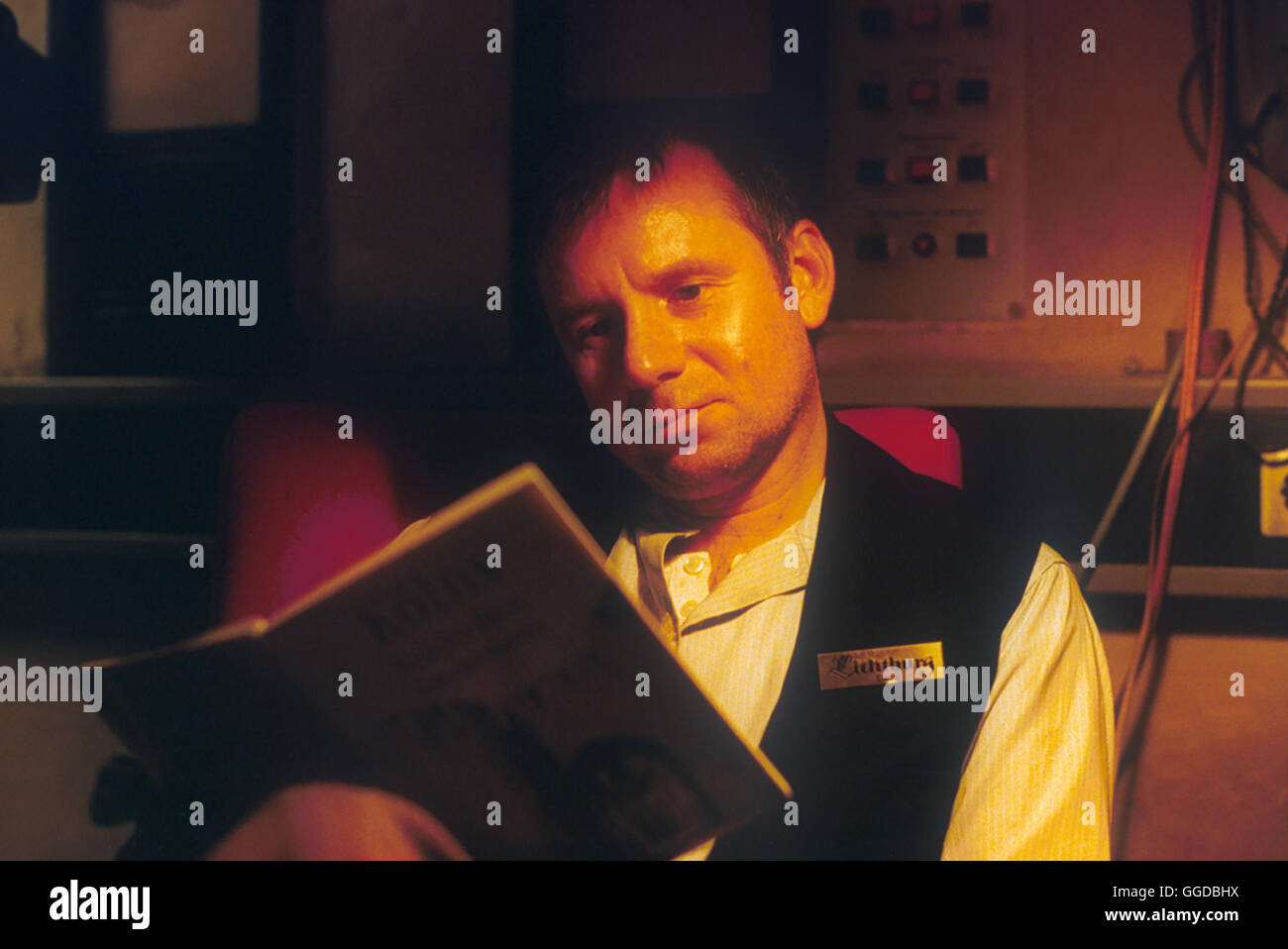 VIEL PASSIERT - DER FILM BAP / D 2001 / Wim Wenders Wim Wenders und Wolfgang Niedecken haben eine Kollage aus seltenen, Archivbildern aktuellen Konzertaufnahmen, Texten und von Kommentaren Niedecken und von Gastauftritten Wolf Biermann, Marie Bäumer, Joachim KRñL und der Band colère 77 zusammengestellt. Daraus ist ein faszinierendes Portrait der Band BAP entstanden, die seit 25 Jahren an der Spitze deutscher Rockbands stehen... Regie : Wim Wenders Banque D'Images