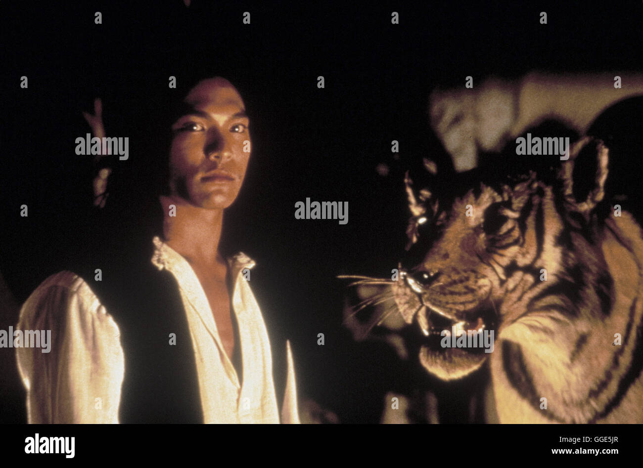 DAS DSCHUNGELBUCH / Rudyard Kipling's Jungle Book USA 1994 / Stephen Sommer  Voir mit JASON SCOTT LEE (Mowgli). Regie : Stephen Sommer aka. Rudyard  Kipling's Jungle Book Photo Stock - Alamy
