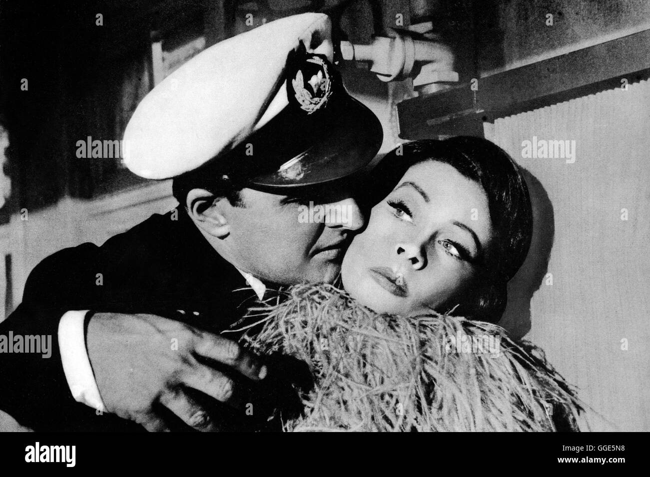 DAS NARRENSCHIFF / Ship of Fools USA 1965 / Stanley Kramer Voir mit CHARLES KORVIN (Capitaine Thiele) und Vivien Leigh (Mary Treadwell). Regie : Stanley Kramer aka. Ship of Fools Banque D'Images