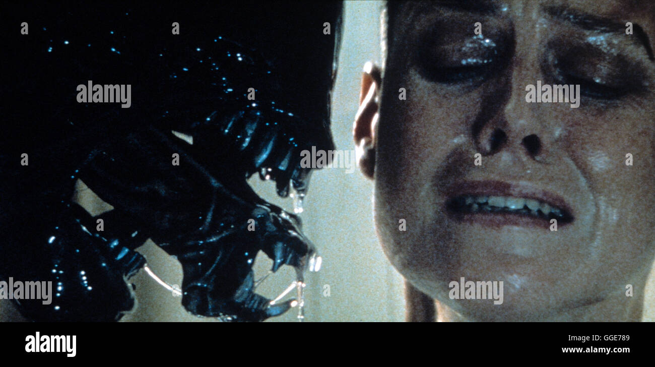 ALIEN 3 Alien 3 / USA 1992 / David Fincher Sigourney Weaver (officier Ripley) mit Alien Regie : David Fincher aka. Alien 3 Banque D'Images