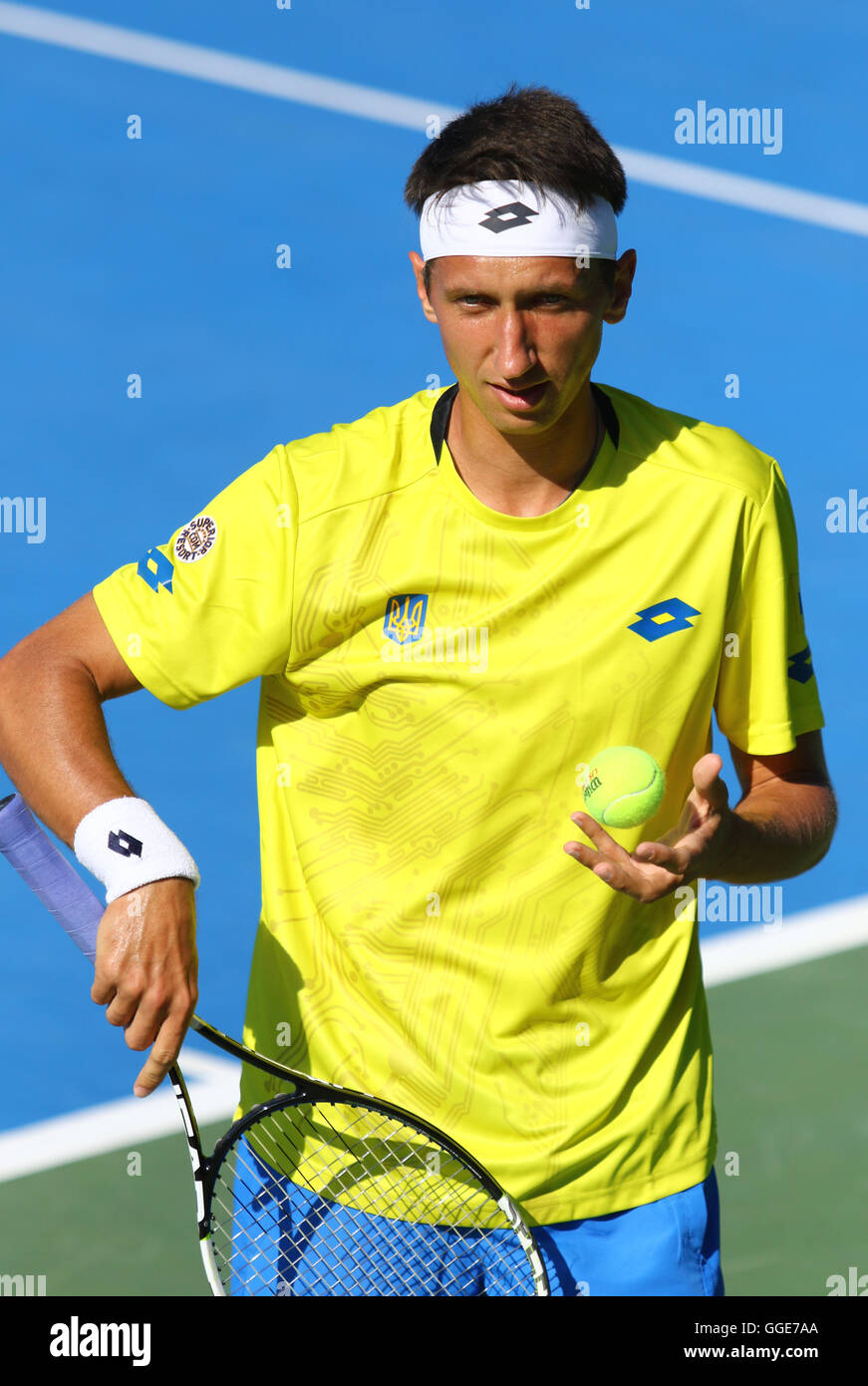 Sergiy Stakhovsky de l'Ukraine en action au cours de BNP Paribas Davis Cup Match contre Gerald MELZER d'Autriche Banque D'Images