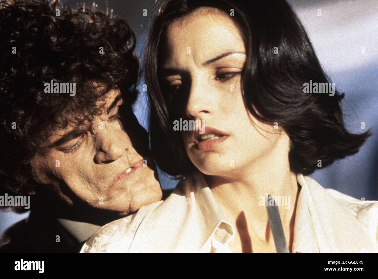 Coucher du soleil - DER ERLÖSER TUEUR implacable USA 1994 / IV / Oley Sassone Voir mit JOHN SCOTT GLOUGH (Martin) formateur und FAMKE JANSSEN (Sara Lee Jaffee). Regie : Oley Sassone aka. Relentless IV Banque D'Images