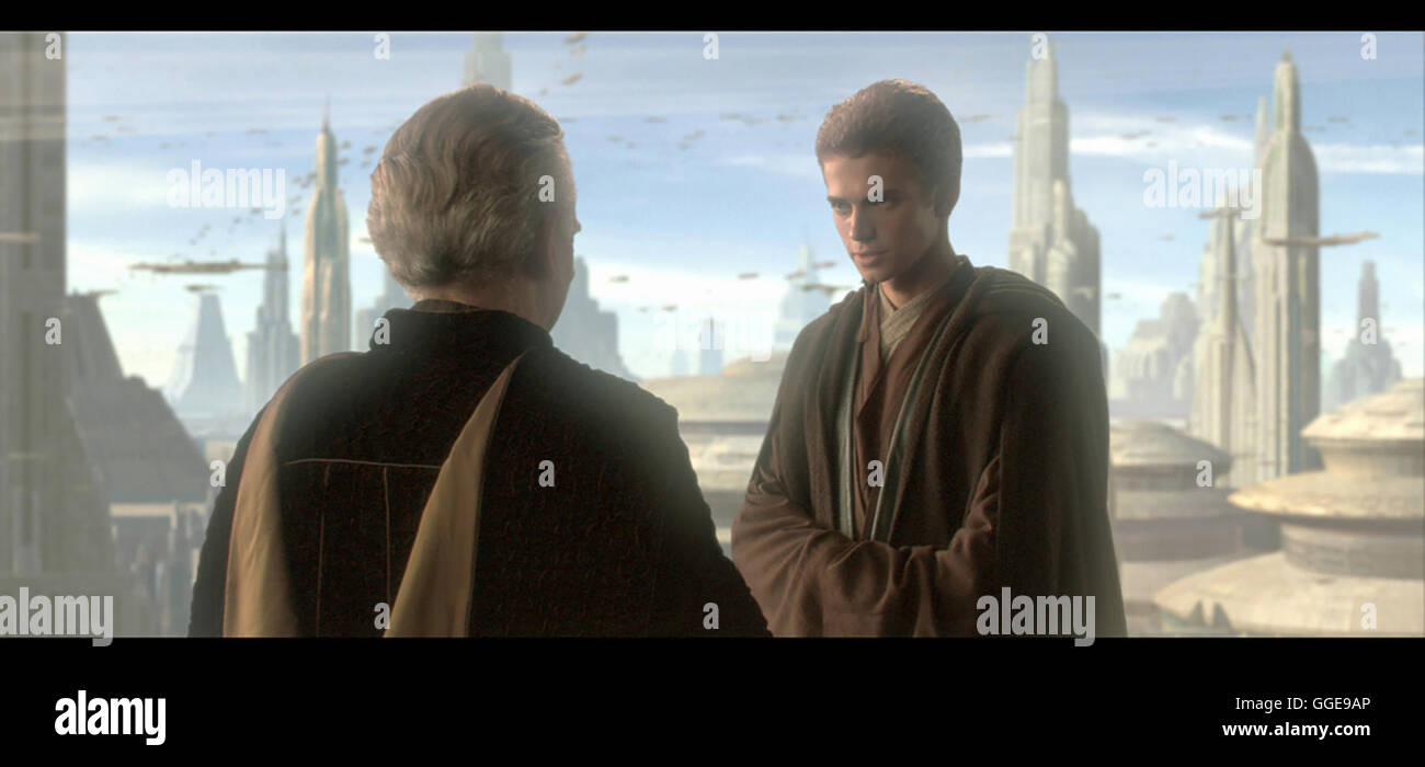 STAR WARS : Episode II - DER ANGRIFF KLONKRIEGER / Star Wars : Episode II - l'Attaque des Clones USA 2002 / George Lucas Anakin Skywalker (Hayden Christensen) vor dem Senat Regie : George Lucas aka. Star Wars : Episode II - l'Attaque des Clones Banque D'Images