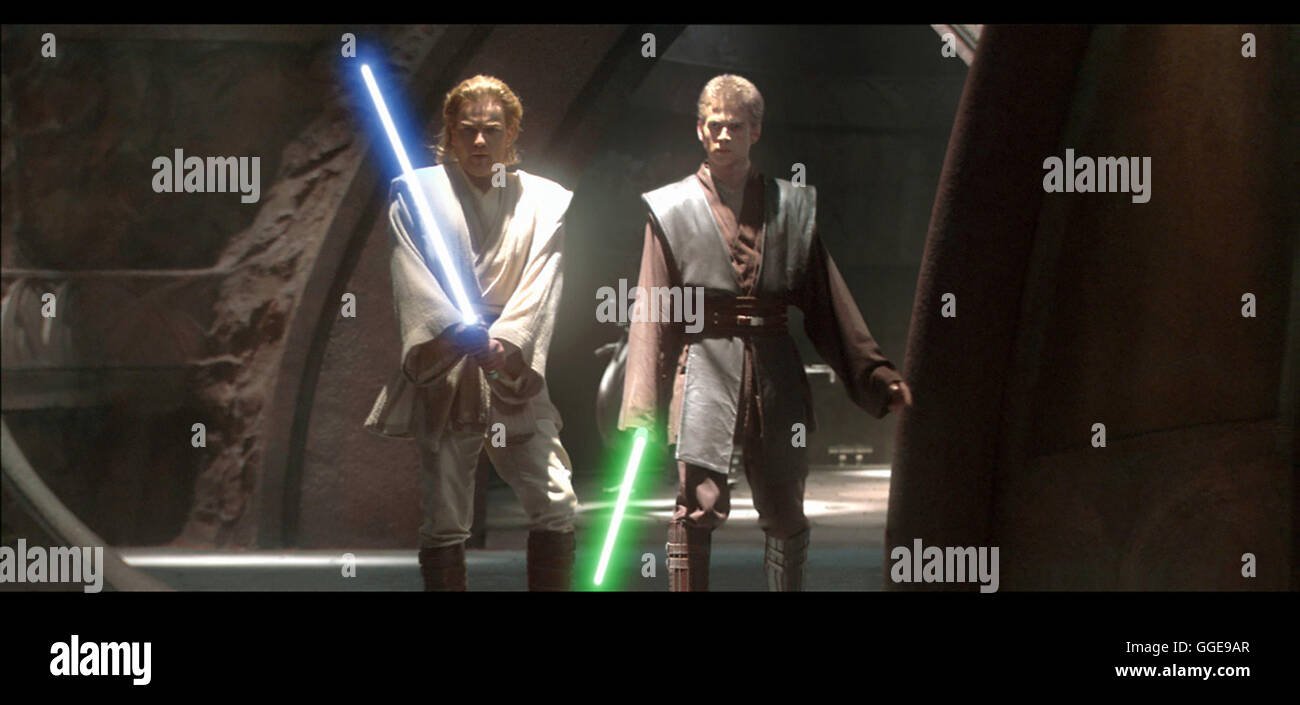 STAR WARS : Episode II - DER ANGRIFF KLONKRIEGER / Star Wars : Episode II - l'Attaque des Clones USA 2002 / George Lucas Obi-Wan Kenobi (EWAN McGREGOR), Anakin Skywalker (Hayden Christensen) Régie : George Lucas aka. Star Wars : Episode II - l'Attaque des Clones Banque D'Images