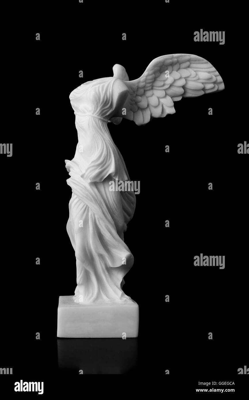 La Victoire de Samothrace est une sculpture en marbre d'un artiste