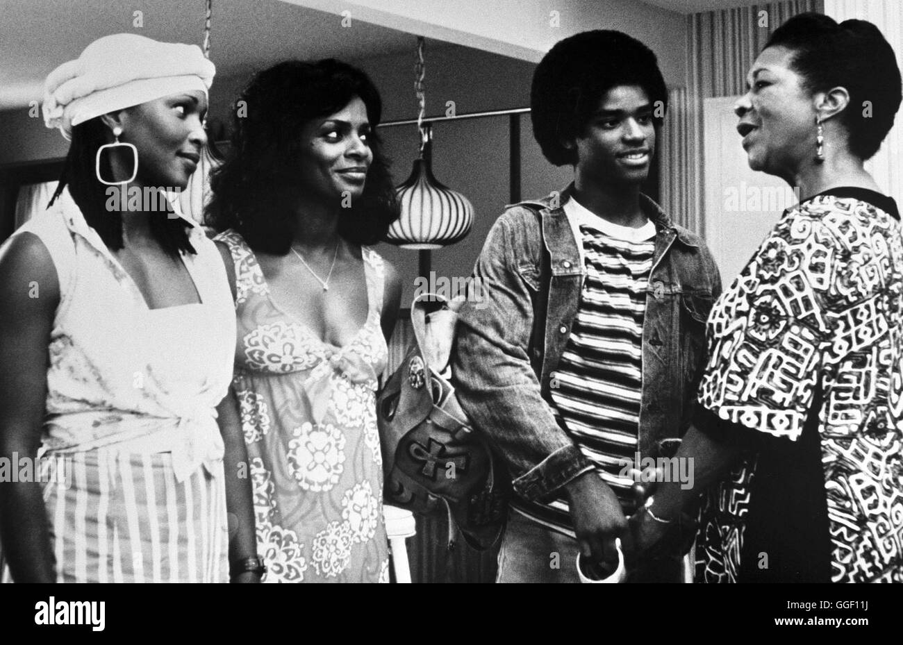 SOMMERPARADIES MIT KLEINEN FEHLERN / l'encrier USA 1994 / Matty Rich Voir mit SUZZANNE Brenda (Douglas Tate), VANESSA BELL CALLOWAY (Frances Phillips), LARENZ TATE (Drew Tate) und MARY ALICE (Evelyn). Regie : Matty Rich aka. L'encrier Banque D'Images