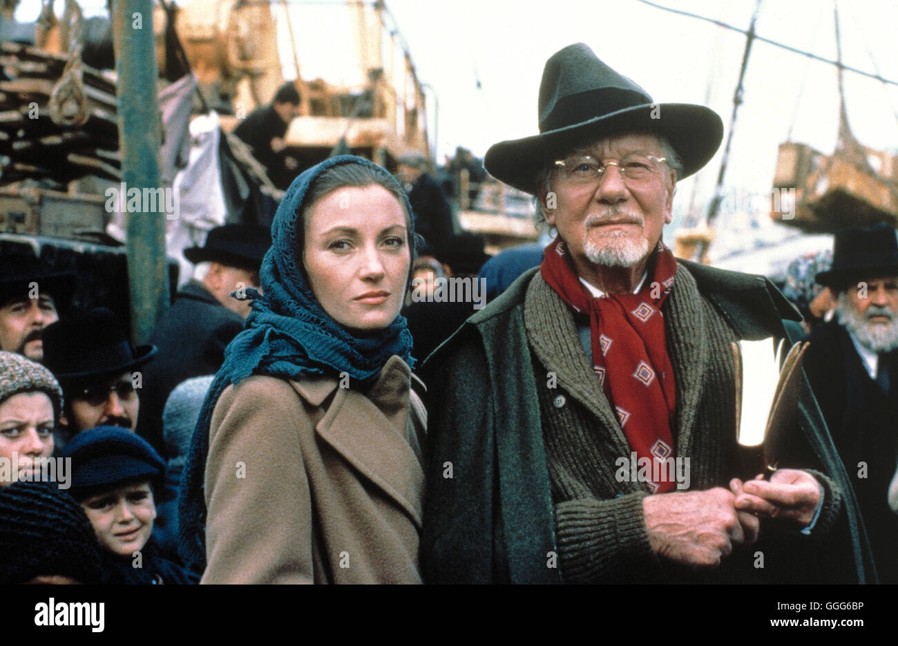FEUERSTURM UND ASCHE / guerre et souvenir USA 1988 / Dan Curtis JANE SEYMOUR (Natalie Henry), JOHN GIELGUD (Aaron Jastrow) Régie : Dan Curtis aka. Guerre et souvenir Banque D'Images