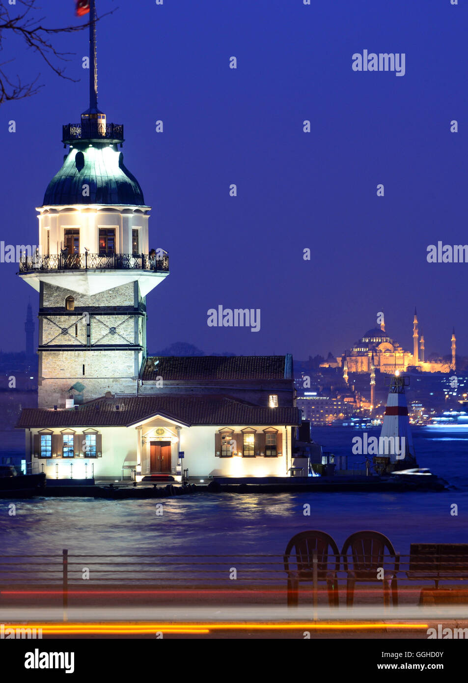 Tour de Leandros (Kiz Kulesi) dans le Bosphore, Ueskuedar, Istanbul, Turquie Banque D'Images