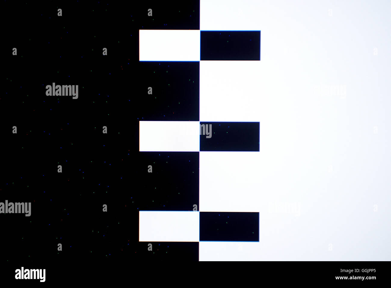 Écran plat avec du bruit statique par une mauvaise réception du signal Banque D'Images