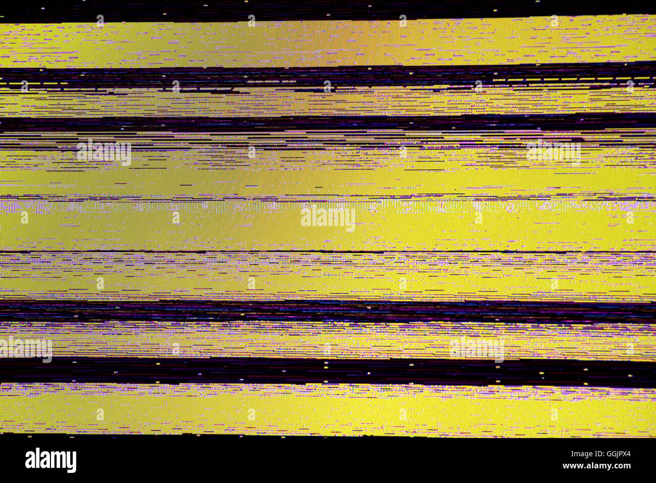 Écran plat avec du bruit statique par une mauvaise réception du signal Banque D'Images