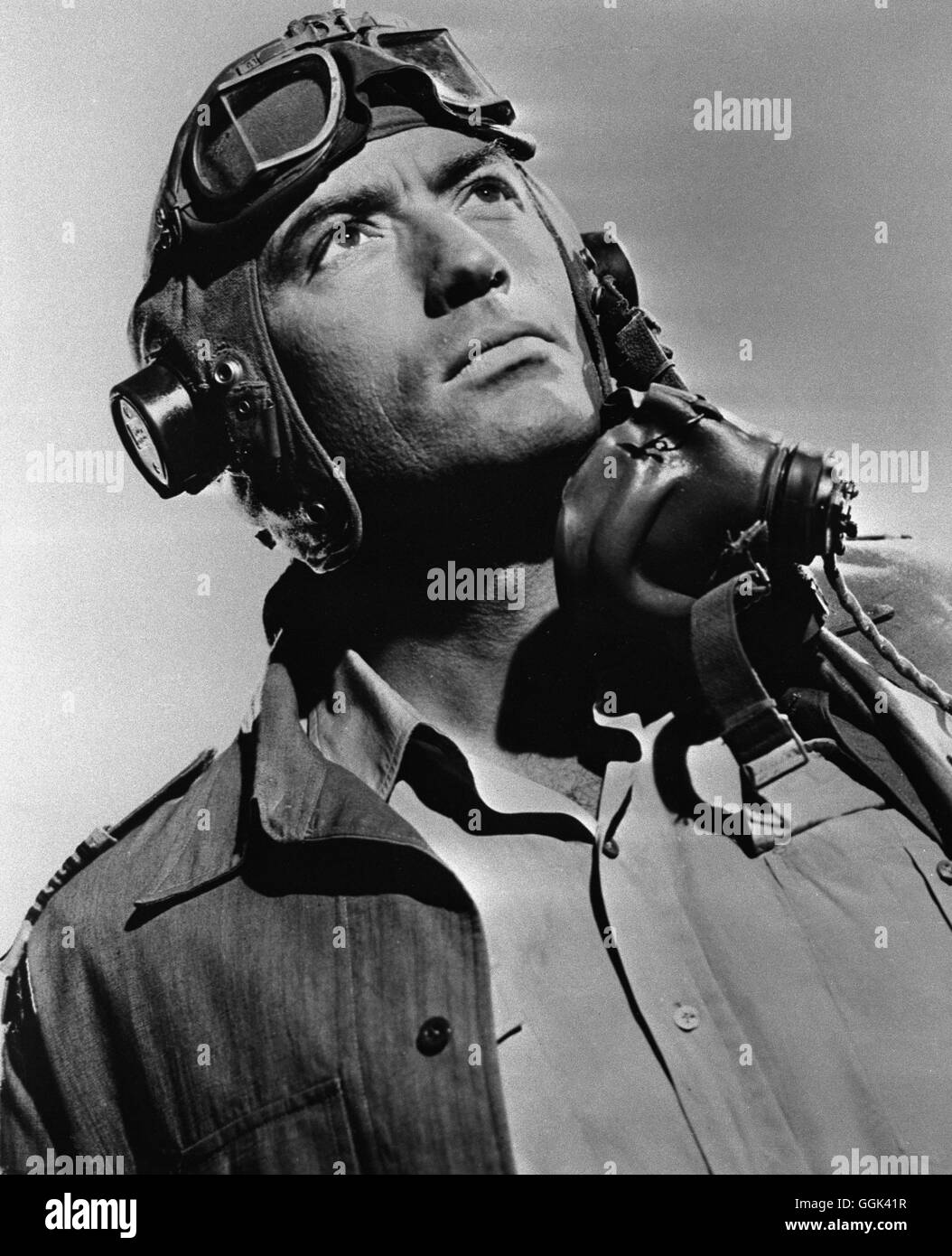 FLAMMEN ÜBER FERNOST / La Plaine Violet USA 1954 / Robert Parrish le chef d'Escadron Major Forrester (Gregory Peck) Régie : Robert Parrish aka. La plaine violet Banque D'Images