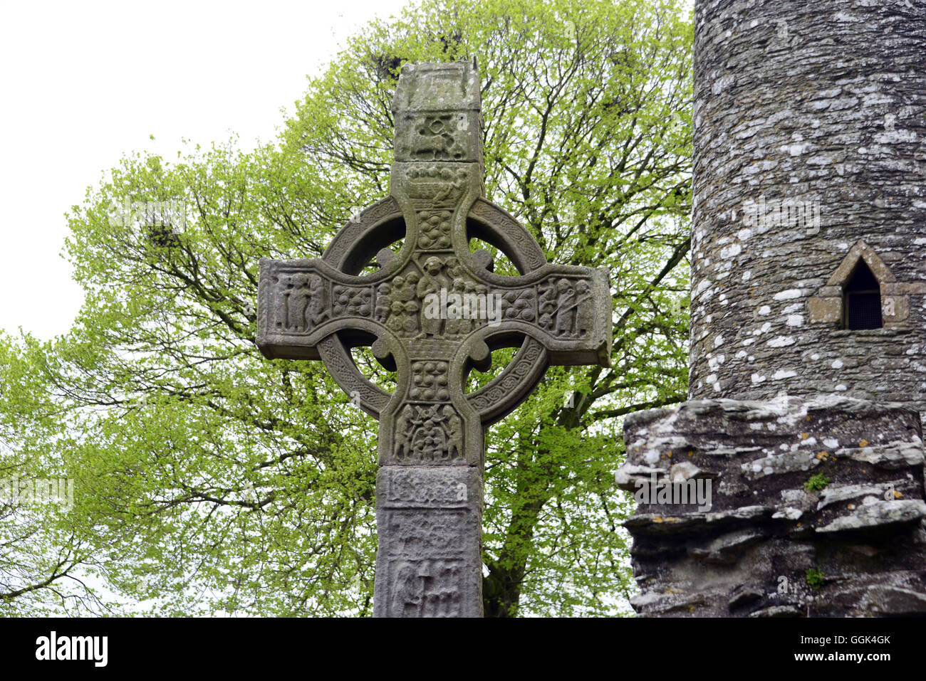 Monasterboice dans la vallée de la Boyne, côte est, au nord de Dublin, dans le comté de Louth, Ireland Banque D'Images