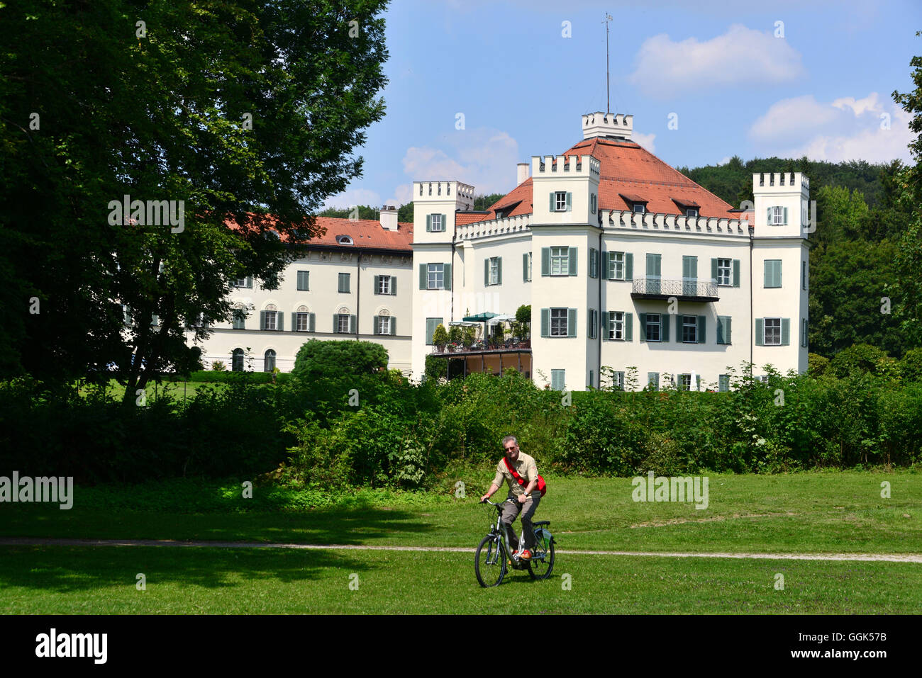 Château de Sissi à Possenhofen, rive ouest du lac de Starnberg, en Bavière, Allemagne Banque D'Images