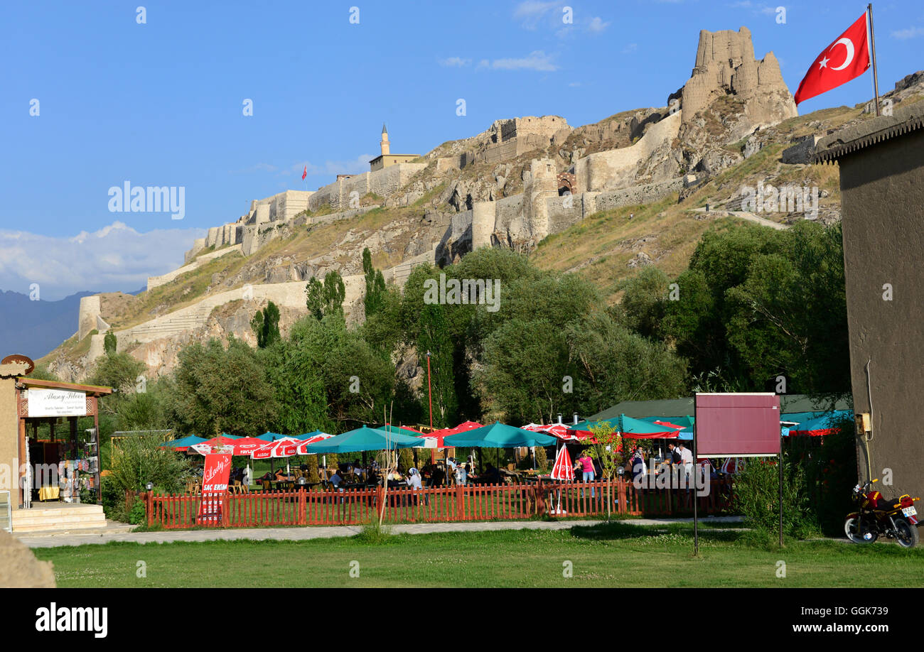 Sous le château près de Van, le lac de Van, Kurde peuplée, est de l'Anatolie, est de la Turquie, Turquie Banque D'Images