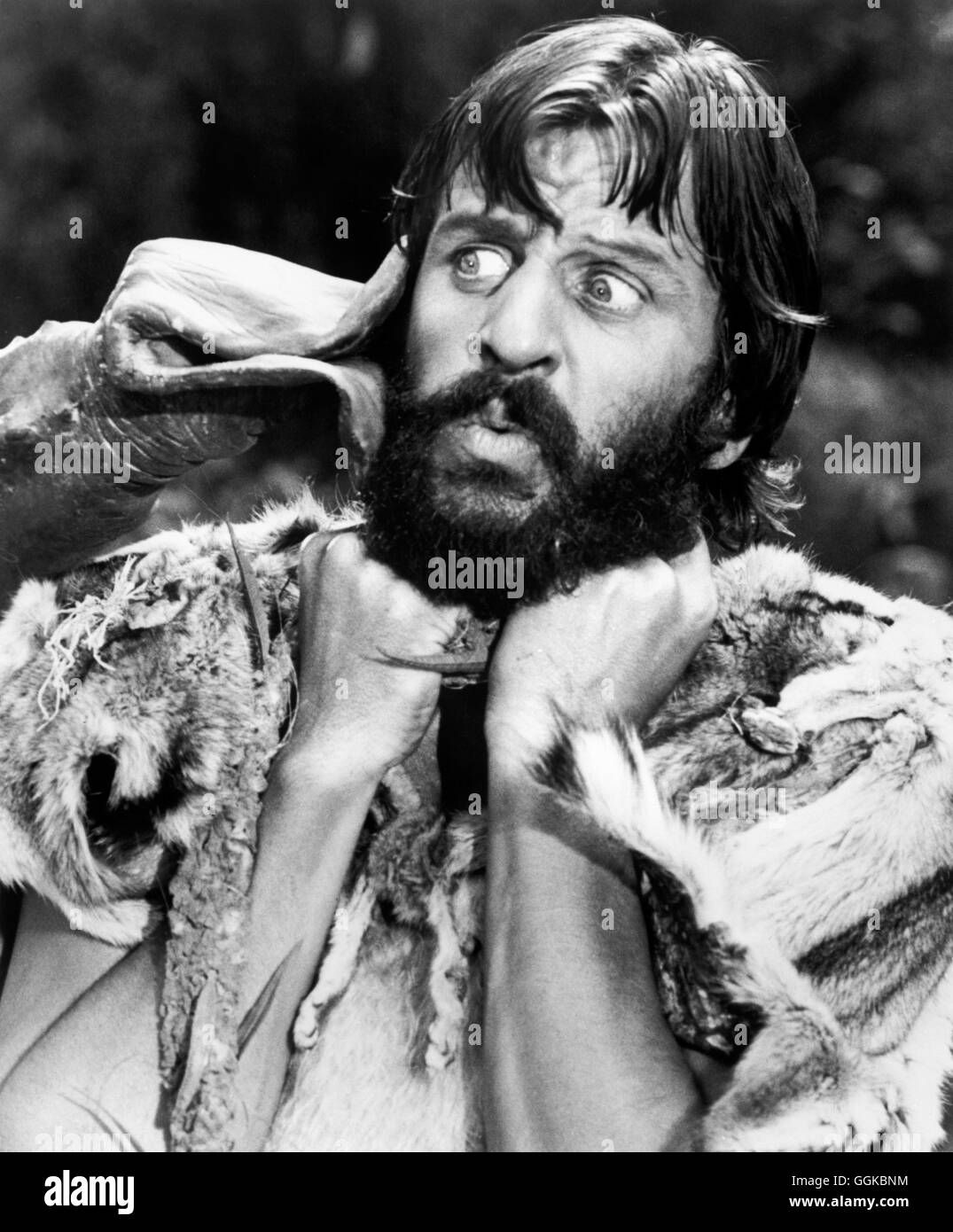 CAVEMAN - DER AUS DER HÖHLE / KAM Caveman USA 1981 / Carl Gottlieb Voir mit Ringo Starr (Atouk). Regie : Carl Gottlieb aka. Caveman Banque D'Images