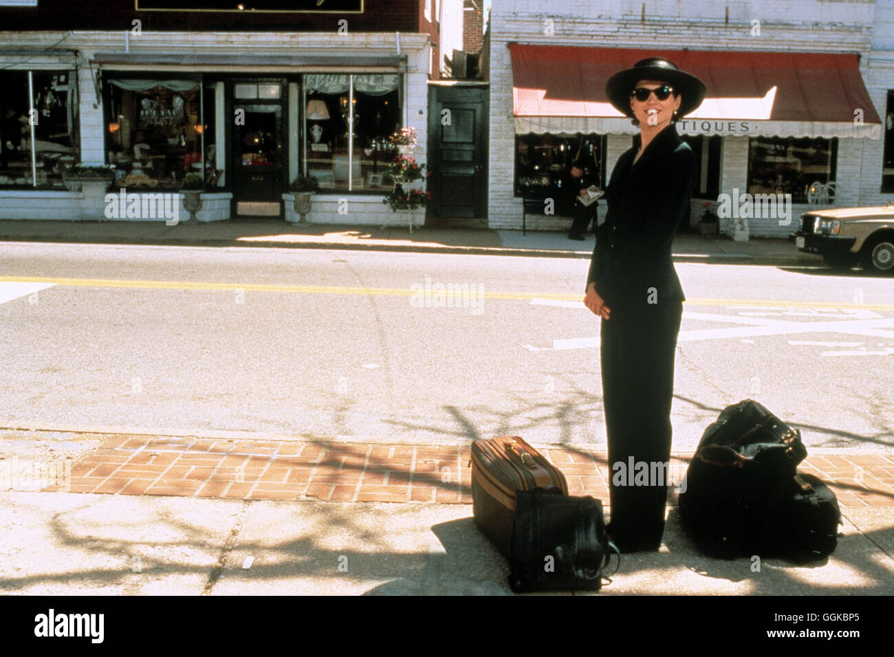 SABRINA Sabrina / USA 1995 / Sydney Pollack Voir mit JULIA ORMOND (Sabrina). Regie : Sydney Pollack aka. Sabrina Banque D'Images