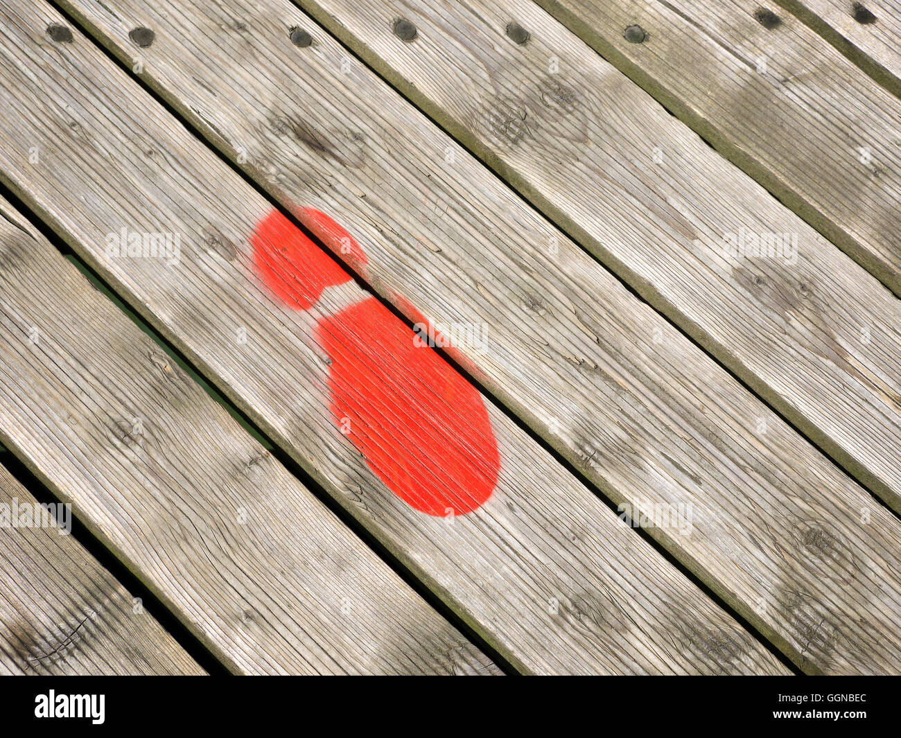 Peint rouge empreinte sur Southwold Pier Banque D'Images