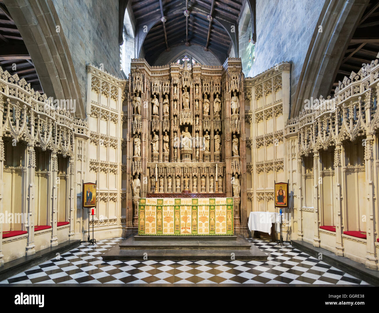 Le maître-autel retable ou écran à l'église de St Nicolas, la cathédrale de Newcastle, Angleterre du Nord-Est, Royaume-Uni Banque D'Images