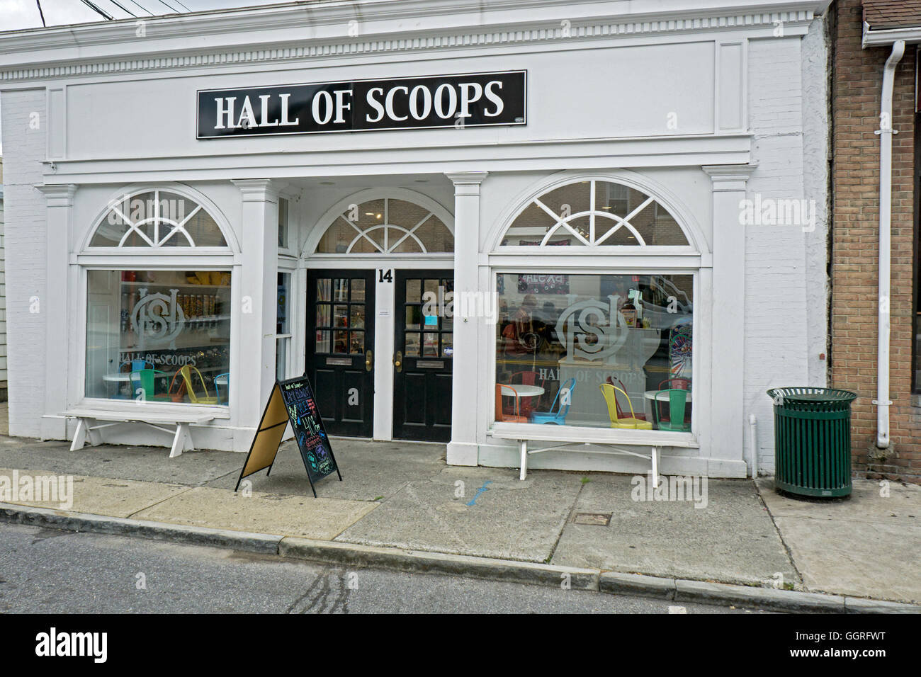 Le hall d'ÉCOPES. une interpolation de vie boutique, glaces et confiserie sur South Greeley Avenue à Chappaqua, New York. Banque D'Images