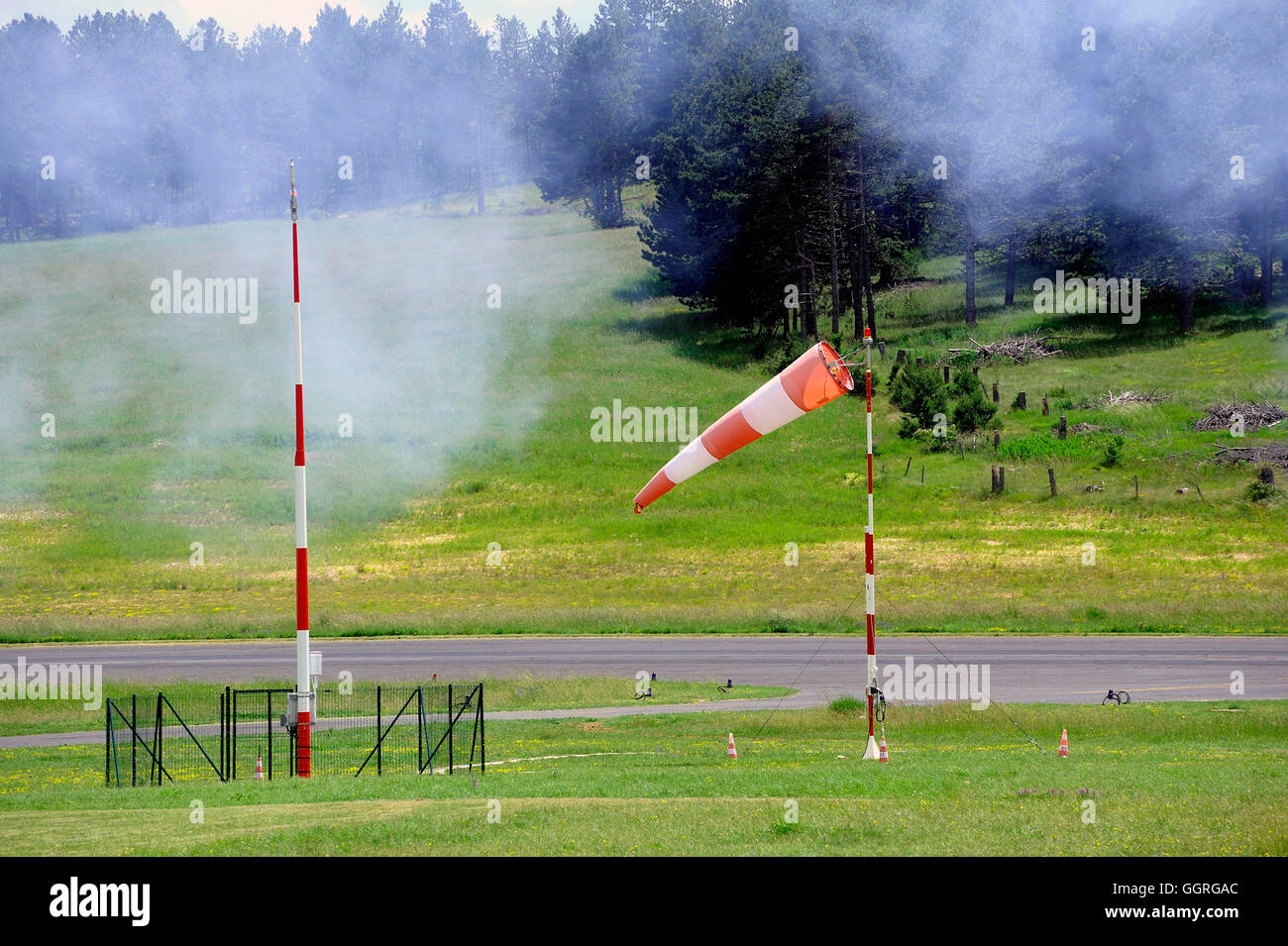 L'aviation de signalisation sol à un aérodrome Banque D'Images