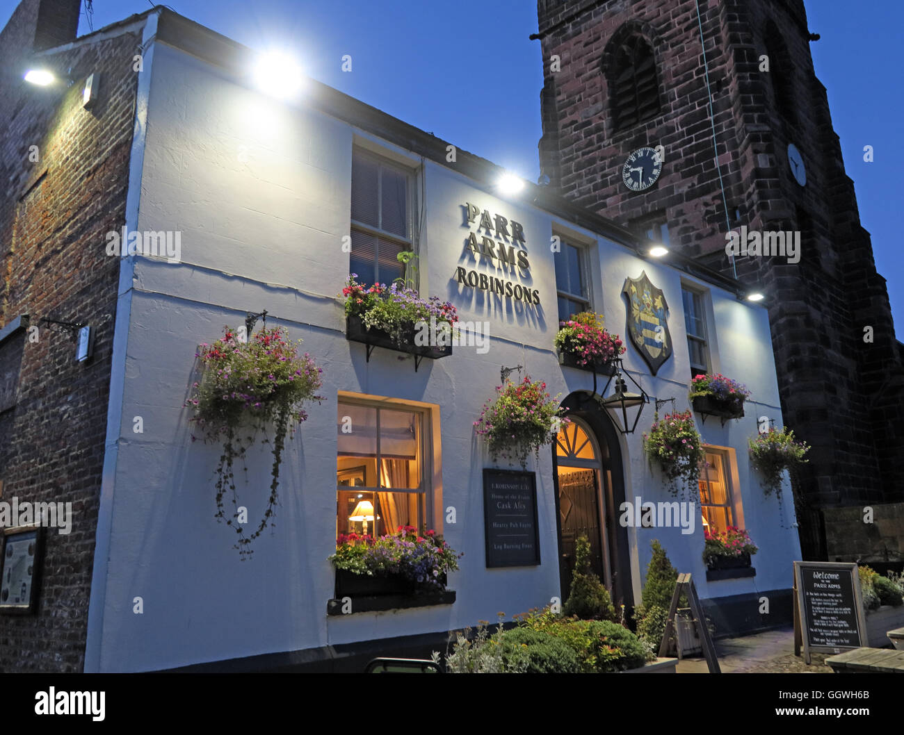 Parr Arms Pub,Grappenhall Warrington,Village,Cheshire, Angleterre, UK at night Banque D'Images