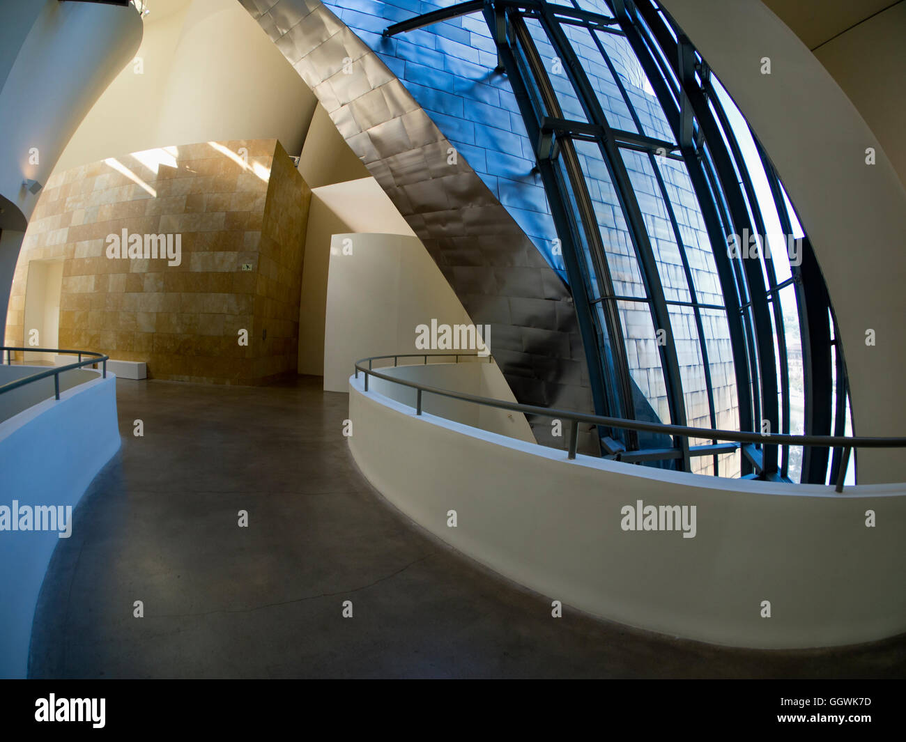 L'intérieur du Musée Guggenheim, Bilbao 15 Banque D'Images