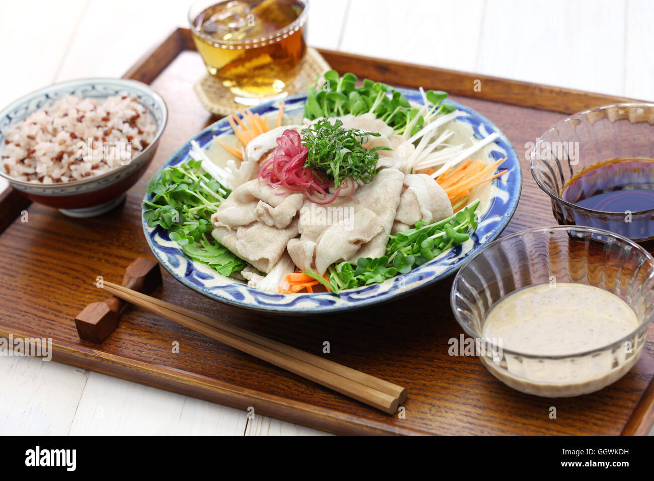 Rei shabu, porc, salade froide de la cuisine d'été japonais Banque D'Images